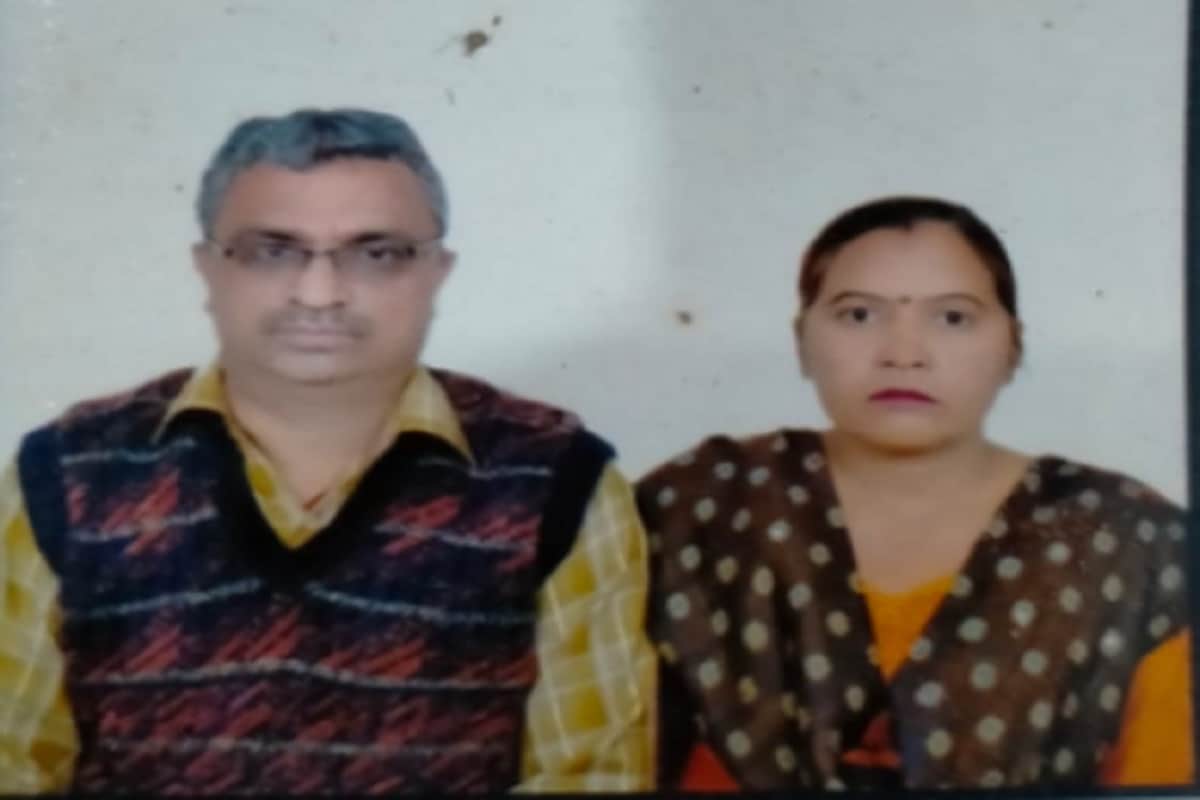 Meerut News: husband wife died in road accident and the son performed the last rites on an one pyre at today