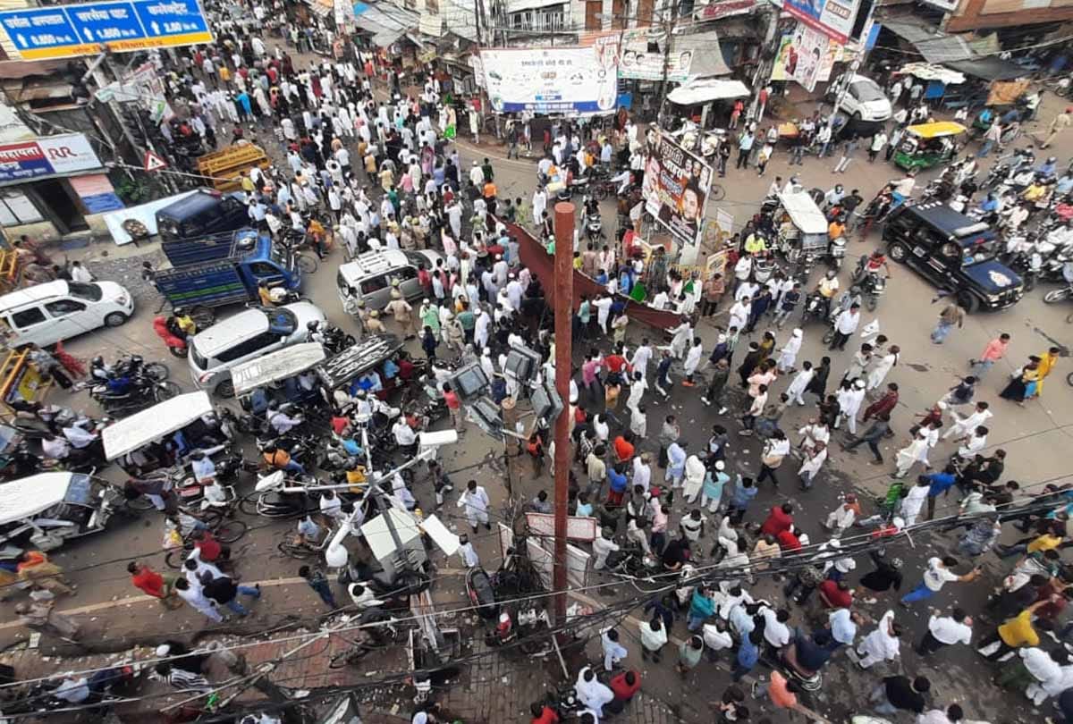 UP: Procession-e-Mohammadi took out in Kanpur, there was a ruckus on stopping, due to Kovid protocol, permission was not given