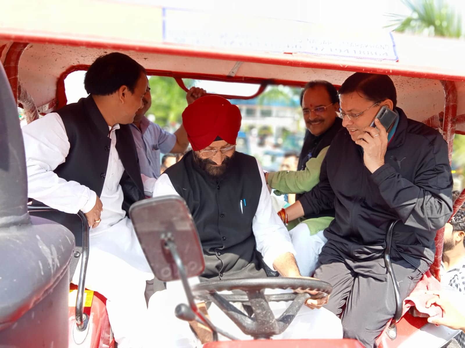 Uttarakhand Weather and Flood Update: Chief Minister pushkar singh dhami went disaster affected areas on a tractor, see photos