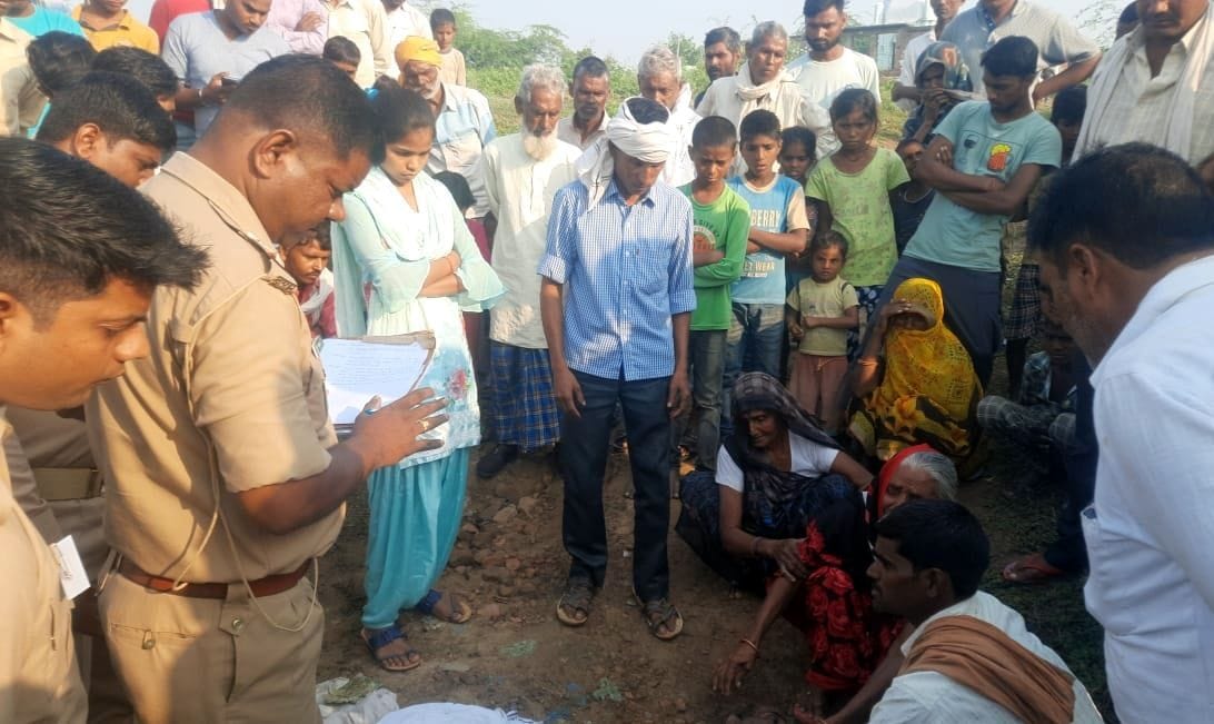 Dead body of a laborer who came to buy potatoes was found, 11 thousand rupees and mobile missing, relatives accused of murder