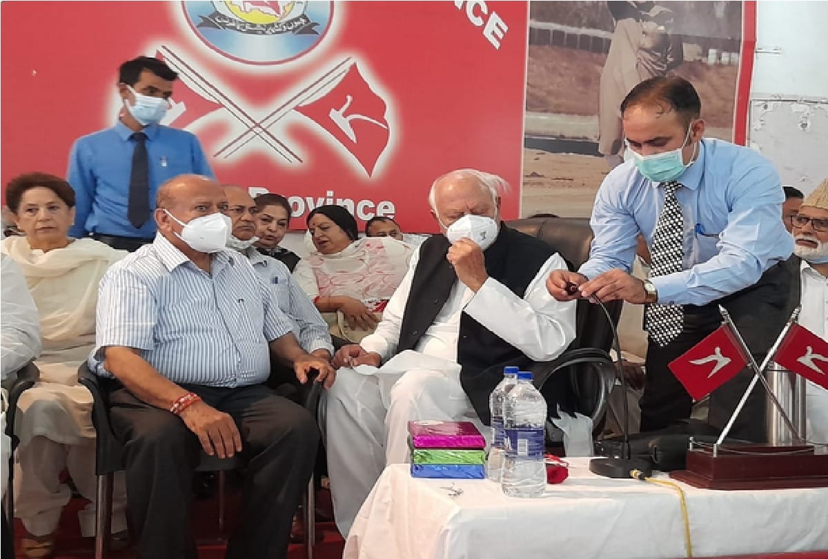 Farooq Abdullah said: BJP and RSS are spreading hatred to win elections, for peace in the state will have to be friends with Pakistan