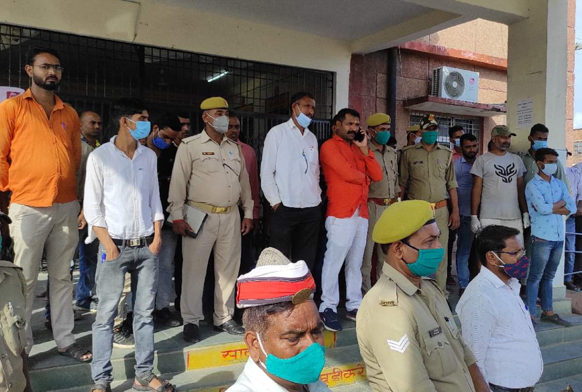 funeral of three teenagers came together village cried in sant kabir nagar