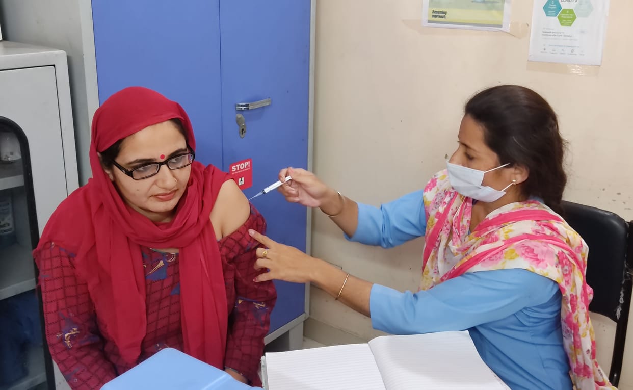 1268 people got vaccinated, did not get infected