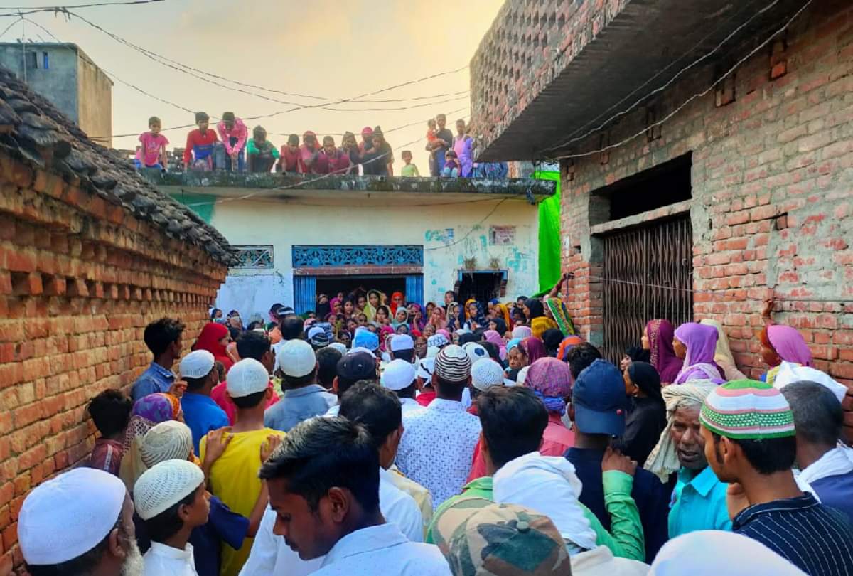 funeral of three teenagers came together village cried in sant kabir nagar