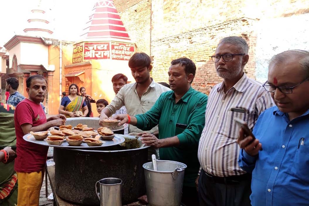 Mata Rani's Bhandara took place in Bhawan temple