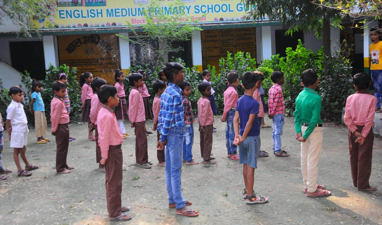 children coming to school without uniform
