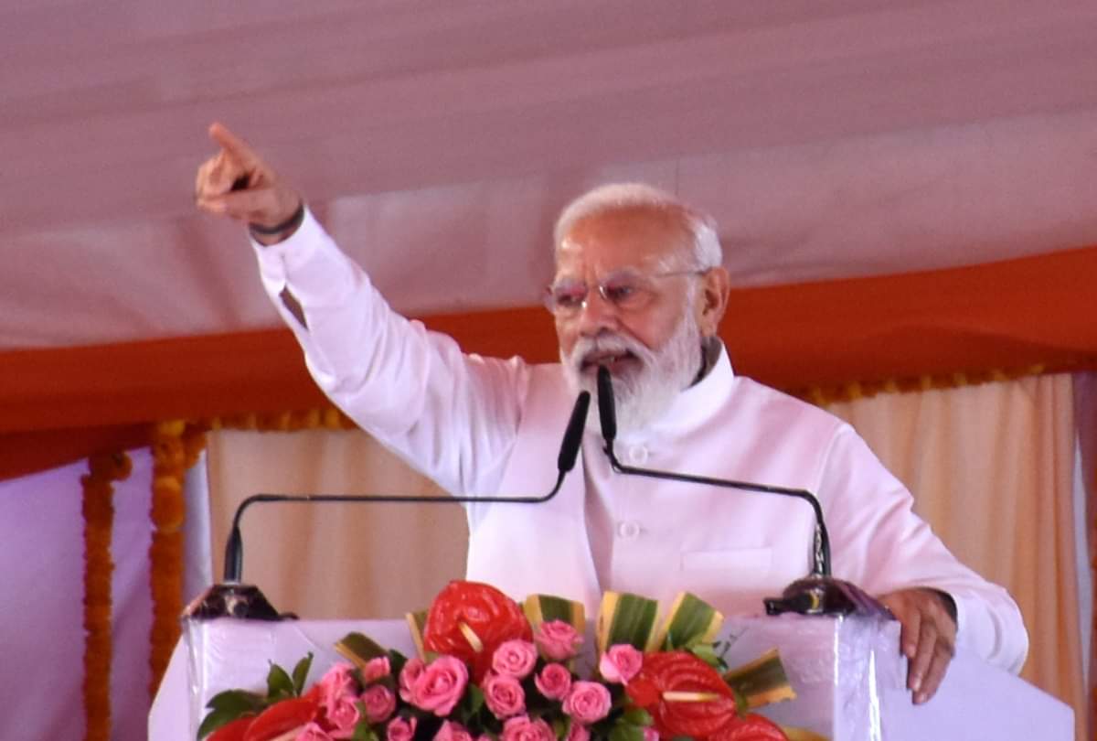 Mission 2022 PM Narendra Modi sought blessings of victory in assembly elections from people of UP