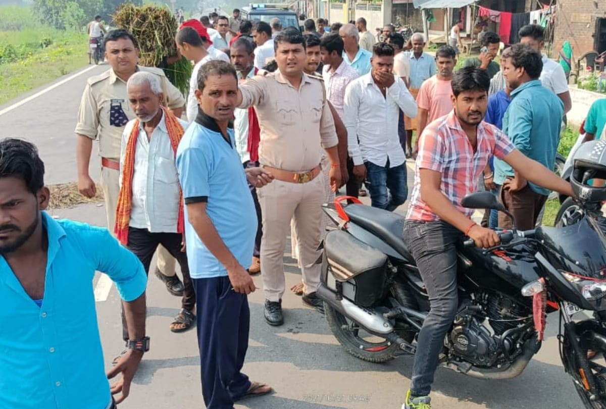 two minor boy killed in road accident at kushinagar