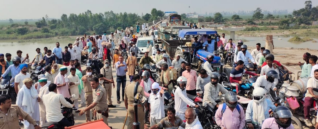 Biroli Yamuna bridge jammed, fierce ruckus