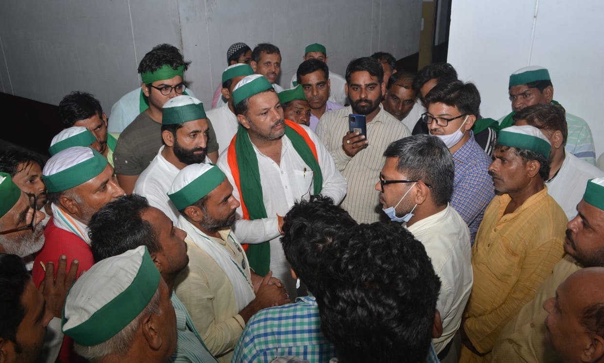 Farmers' protest alleging indecency on Tehsil worker