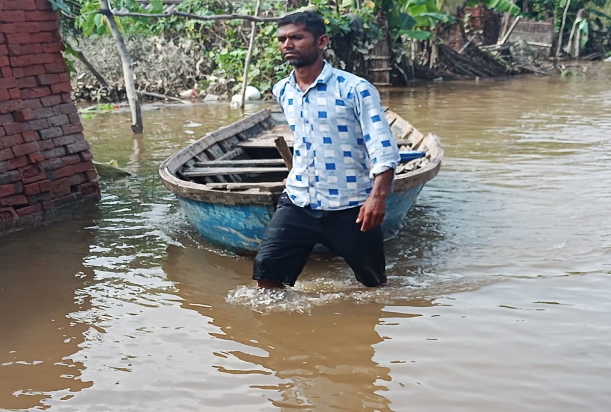 Disaster: rains in Tamil Nadu, 14 people died, electricity also stalled and people are suffering due to hunger and thirst