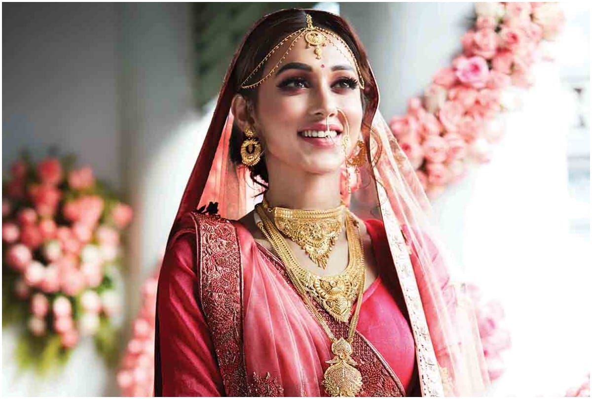 Tanishq Utsava Collection for married women for karva chauth 2021