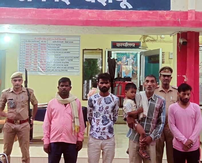 Wherever he did not search, he was found working as a laborer in Auraiya