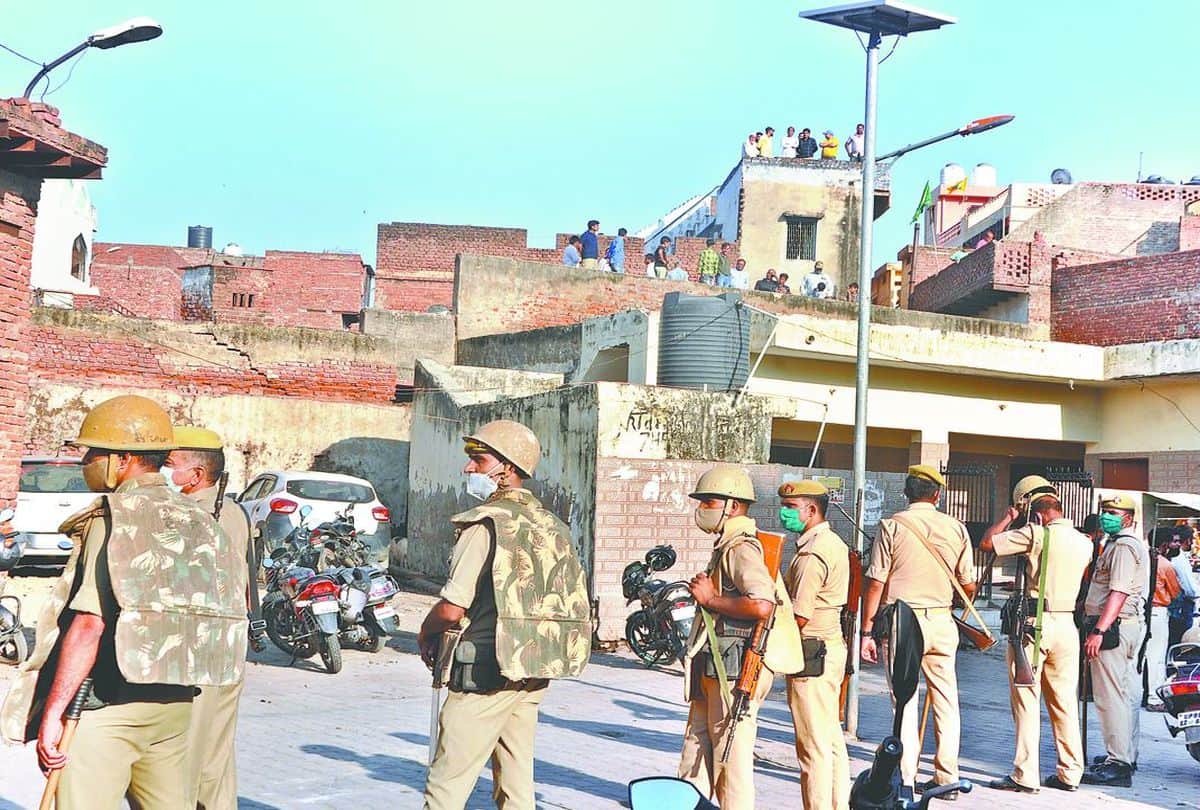 agra custodial death news victim family pleading for justice