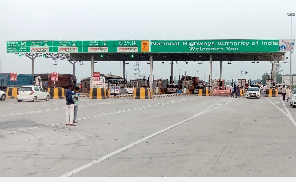 Pm narendra modi visit varanasi Gift before Diwali banaras Gorakhpur highway is ready pm modi inaugurates on 25 october