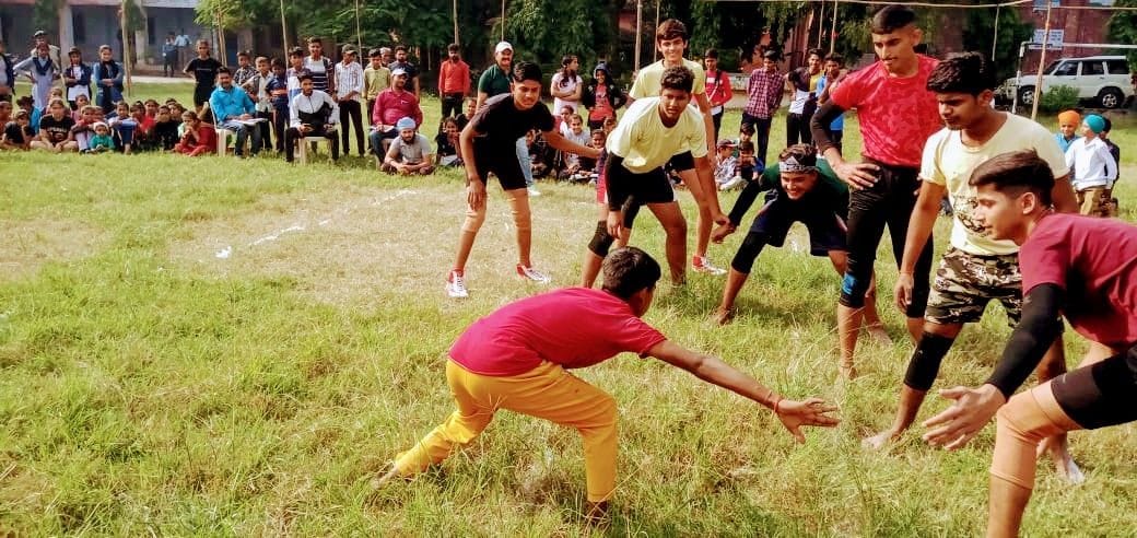 Arshad ran fastest in hundred meters