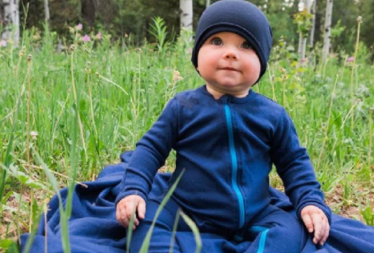 one year old child influencer travel around the world and earns 75 thousand rupees in one month