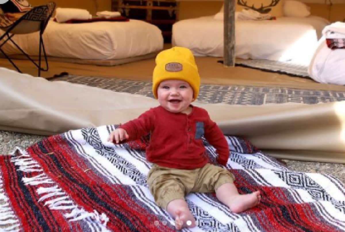 one year old child influencer travel around the world and earns 75 thousand rupees in one month