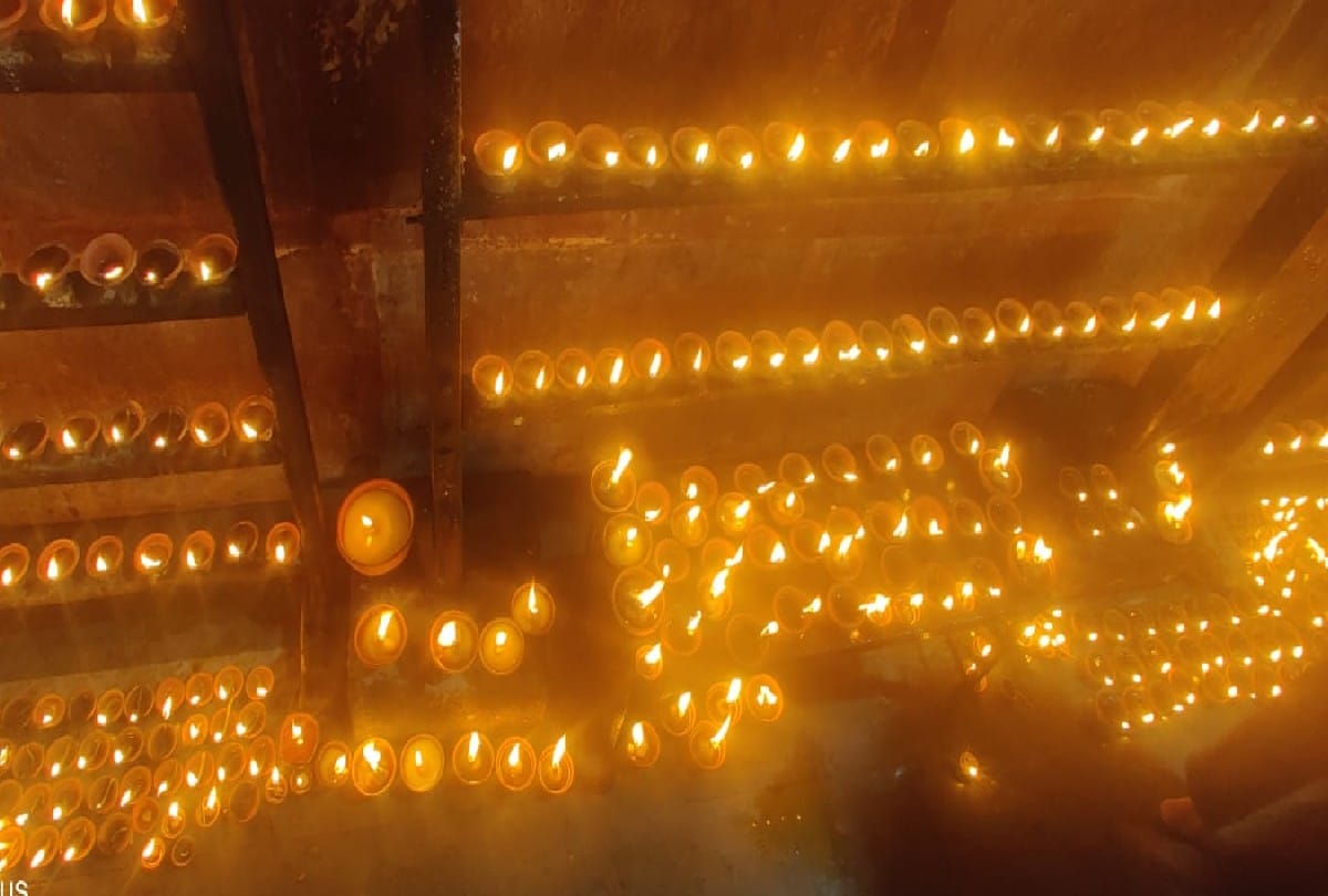 deepdan mahotsava celebrations at banke bihari temple vrindavan in mathura