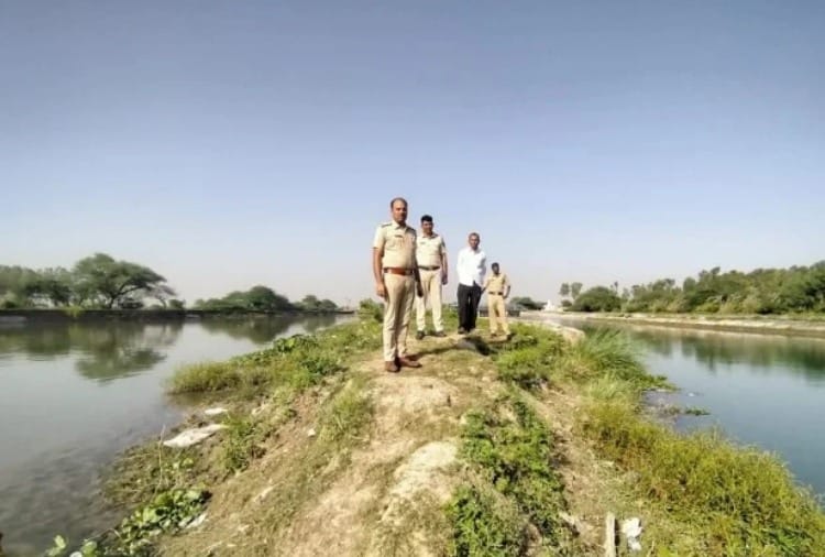 Police search dead body into Khubdu Jhala canal along with husband
