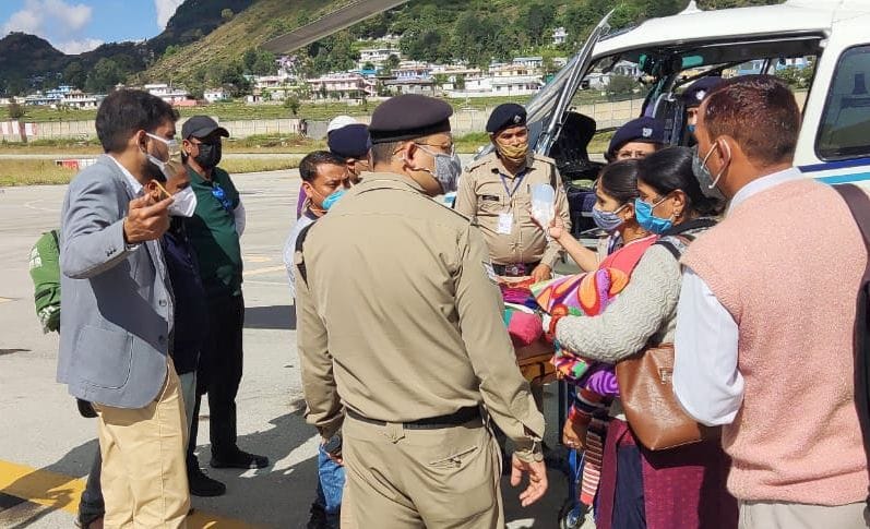 Pithoragarh rescued from Heli to 27 tourists stranded in high Himalayan regions