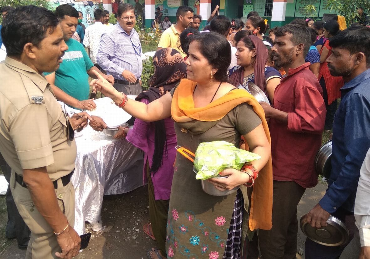 Fight for food in relief camp