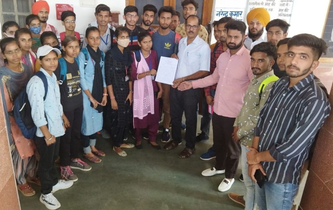 ABVP submitted a demand letter demanding change in the timing of Kisan Express