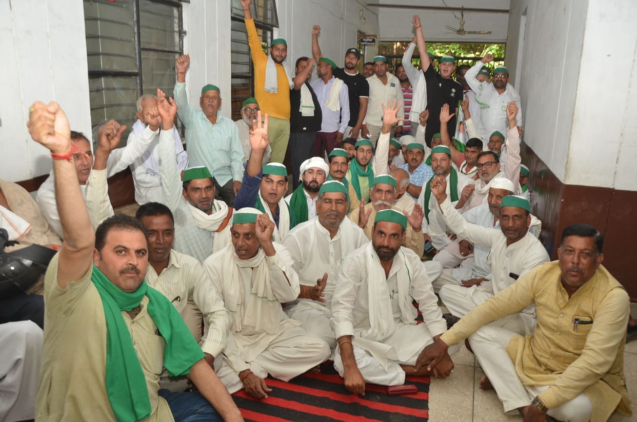 Tehsildar will investigate the case of assault with the farmer