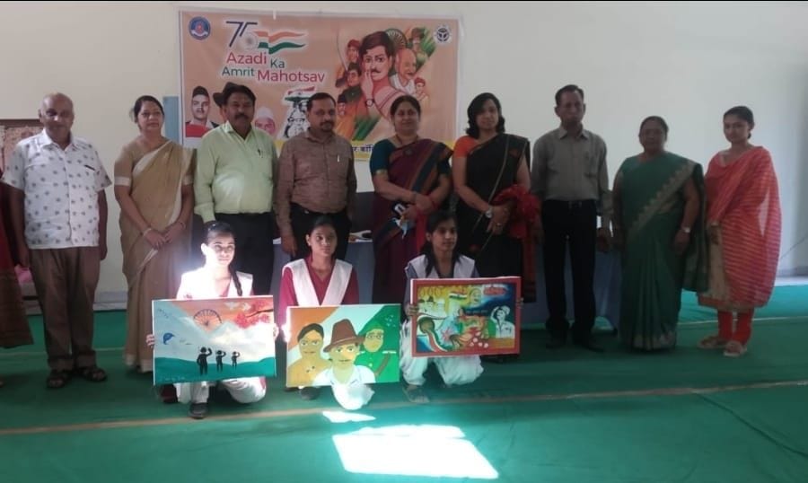 Shelly got first place in drawing competition