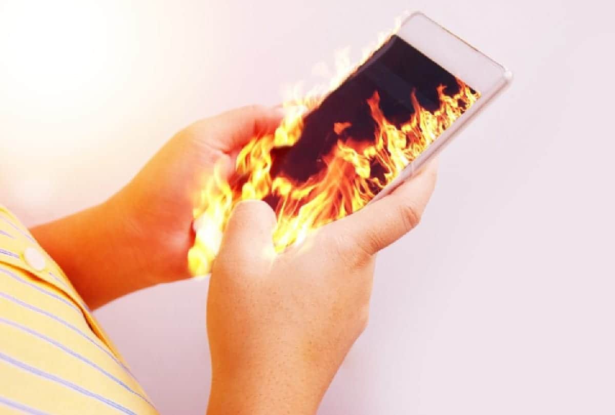 Mobile safety Tips by these mistakes your mobile got's blast