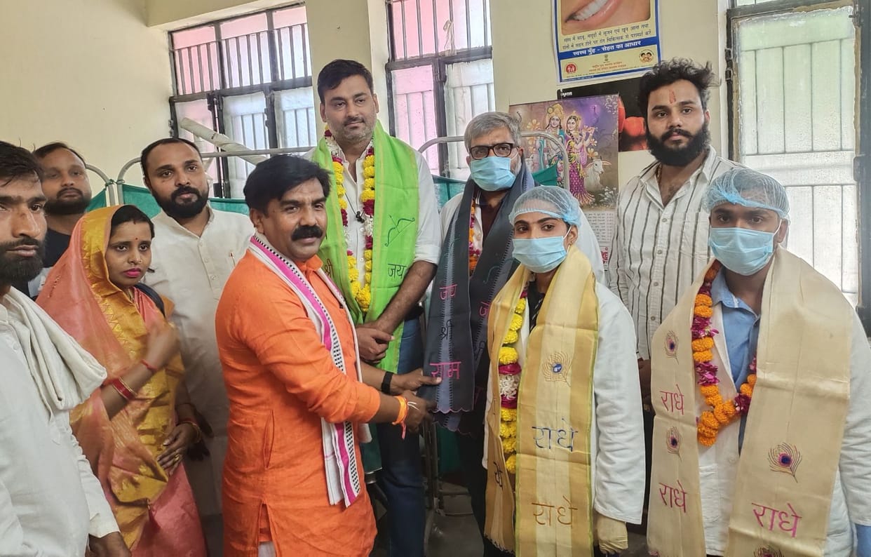 bjp,corona warrior,corona mainpuri