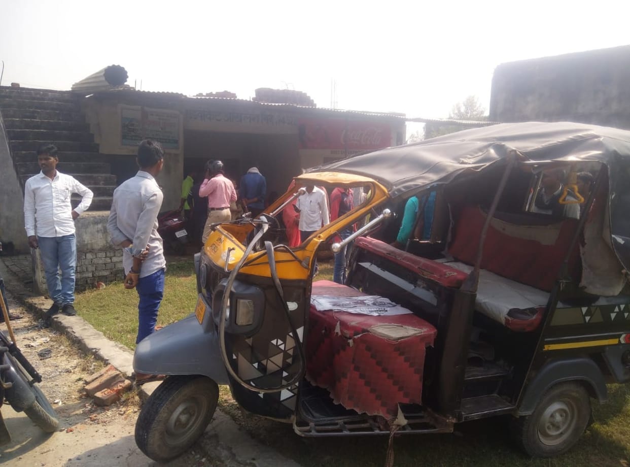 Road accident in mau driver killed and seven passengers injured after truck hit auto