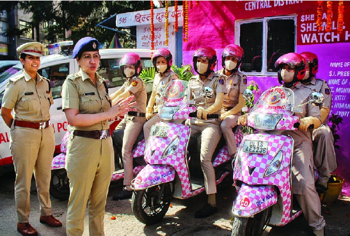 Delhi Police pink brigade is ready to curb crime