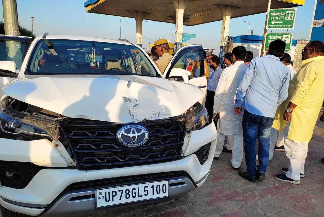 road accident,UP BJP,thana karhal,BJP MP road accident,ramshankar katheria