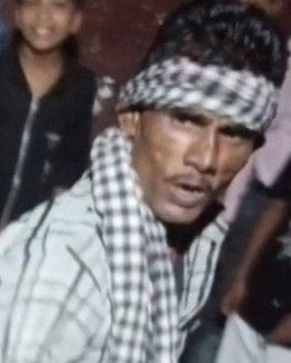 Dead body thrown on track after killing rickshaw driver