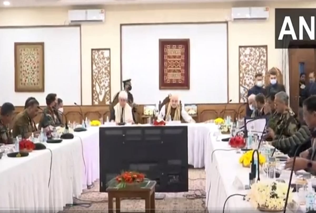 Amit Shah on jammu and kashmir visit focus on peace youth and development questions from Pakistan and Mufti Abdullah family