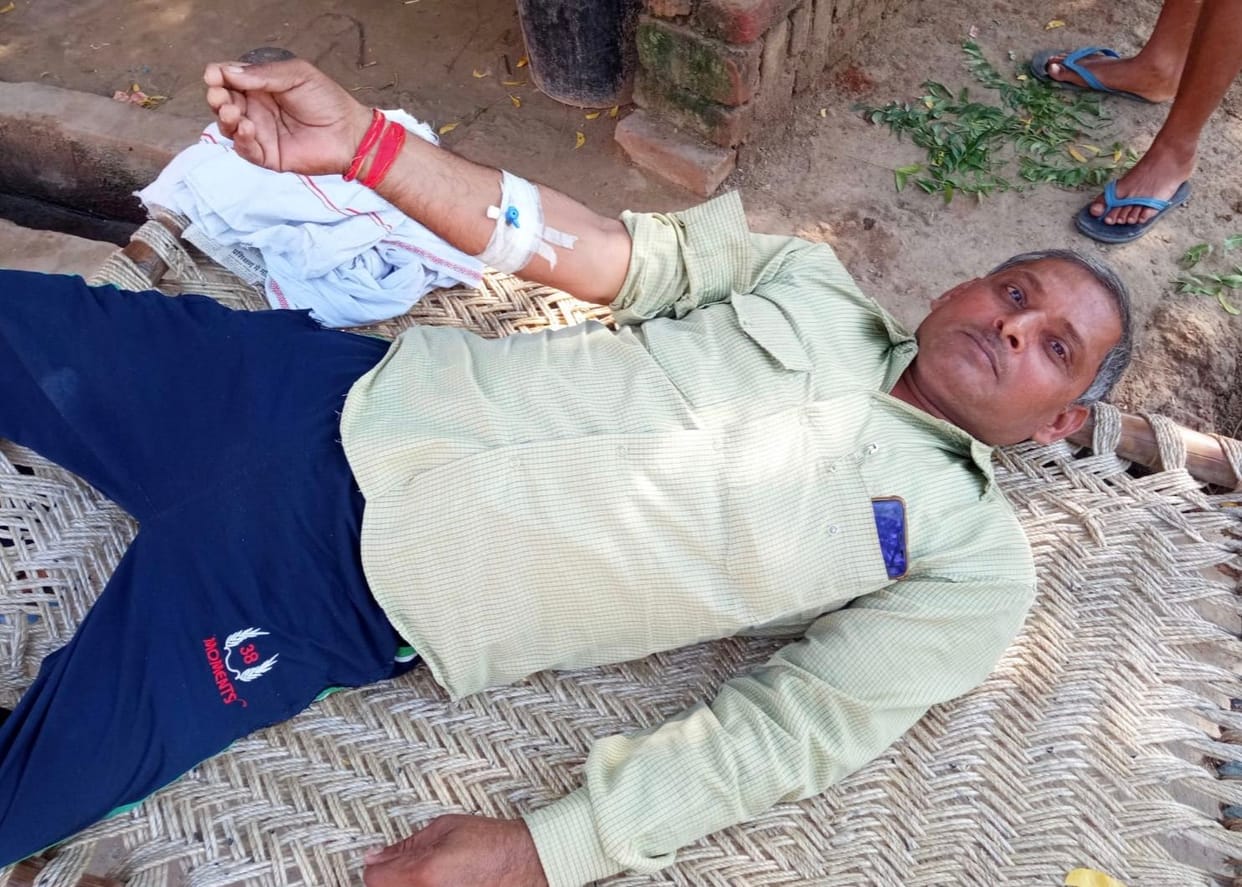 House to house fever in village Okhra and Gangni, treatment on private
