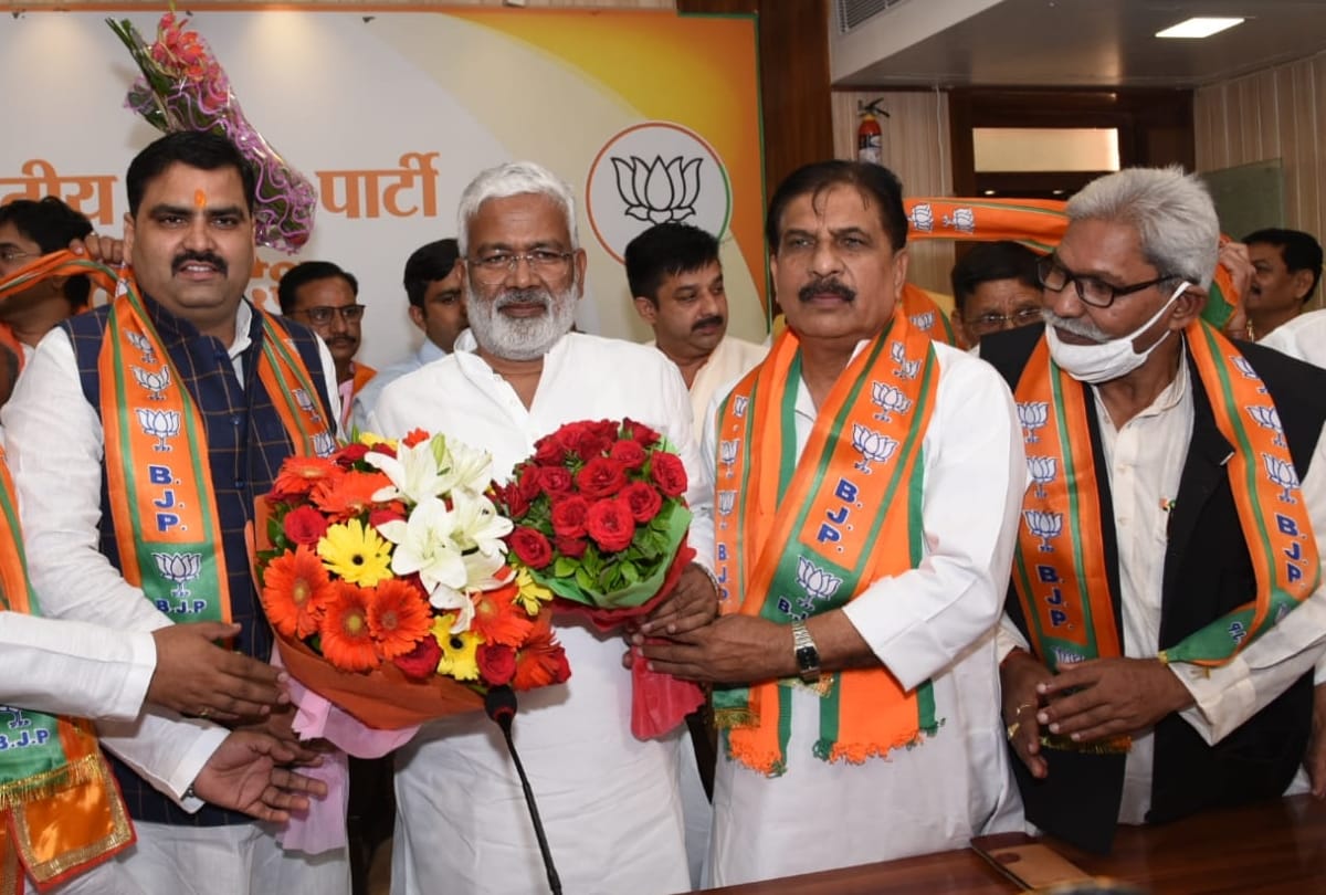 SP, BSP and Congress leaders join BJP in lucknow.