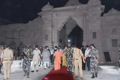 Yogi in Varanasi: CM inquired about PM modi venues visit Baba Vishwanath and Annapurna mandir