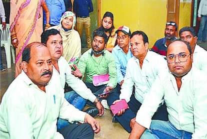 Councilors uproar in meeting of Municipal Corporation Agra