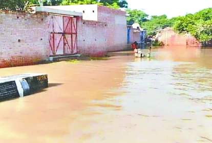 Flood Situation In Kasganj District Near Ganga Coastal Areas