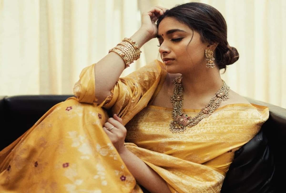 keerthy Suresh Wear mustard Saree With jacket Photos