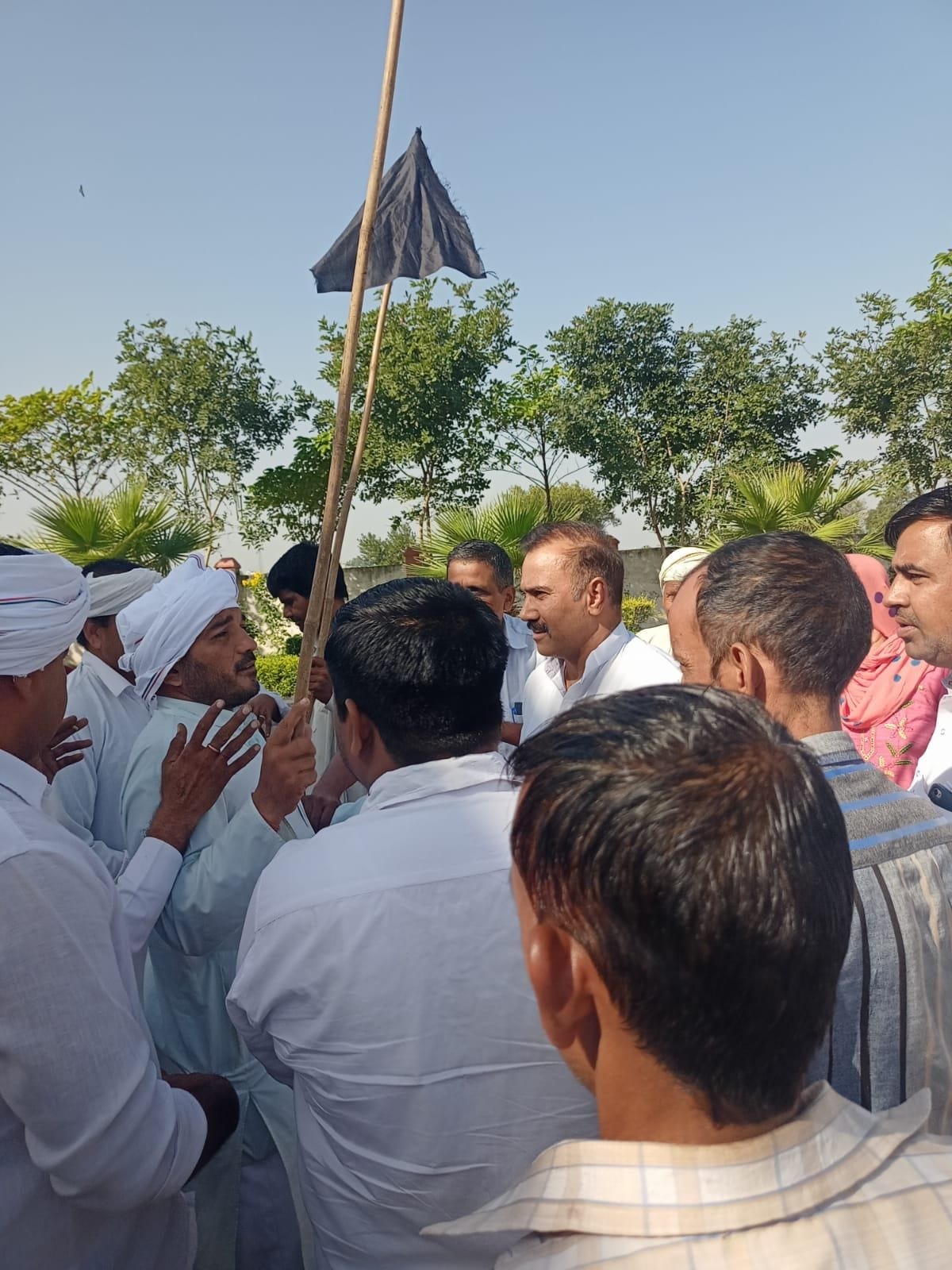 Farmer protest againest bjp leeder