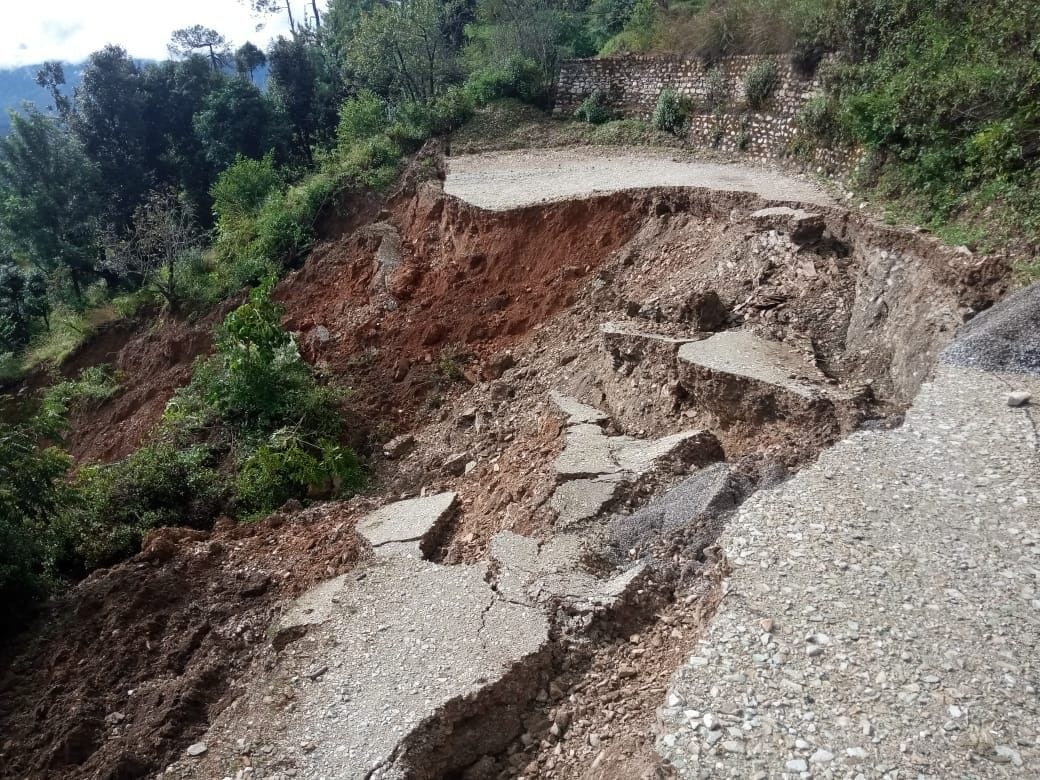 Many Cracks In Dhudholi Road