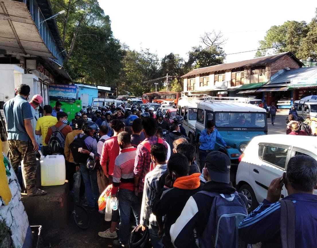 Ranikhet Gets Petrol Tanker after three Days