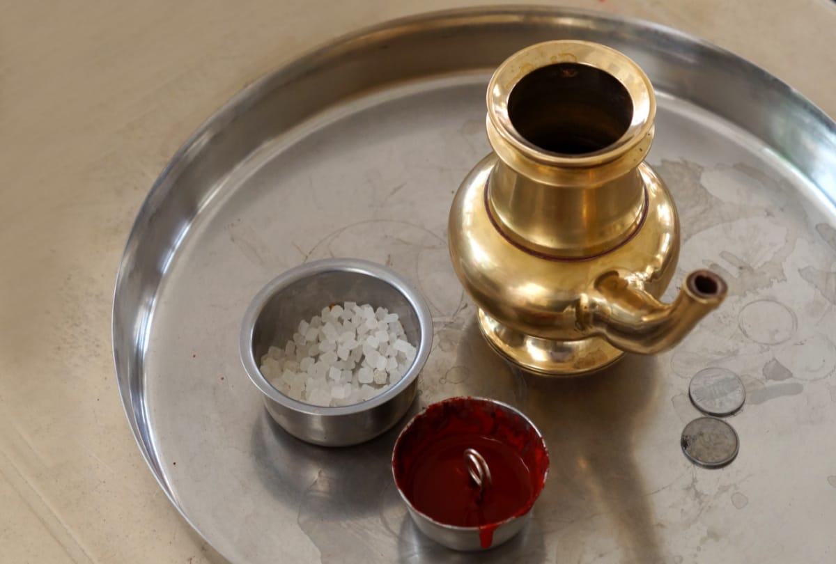 Vastu Tips For Puja Ghar Jal sthapna in mandir in Hindi