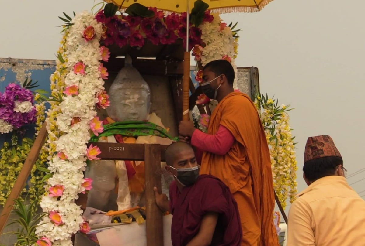 After visiting Bhairahawan Nagar Buddha statue reached Gautam Buddha Airport