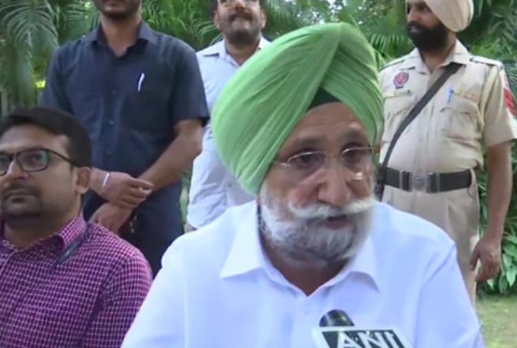 Punjab dy CM Sukhjinder Randhawa Replies captain amarinder singh tweets