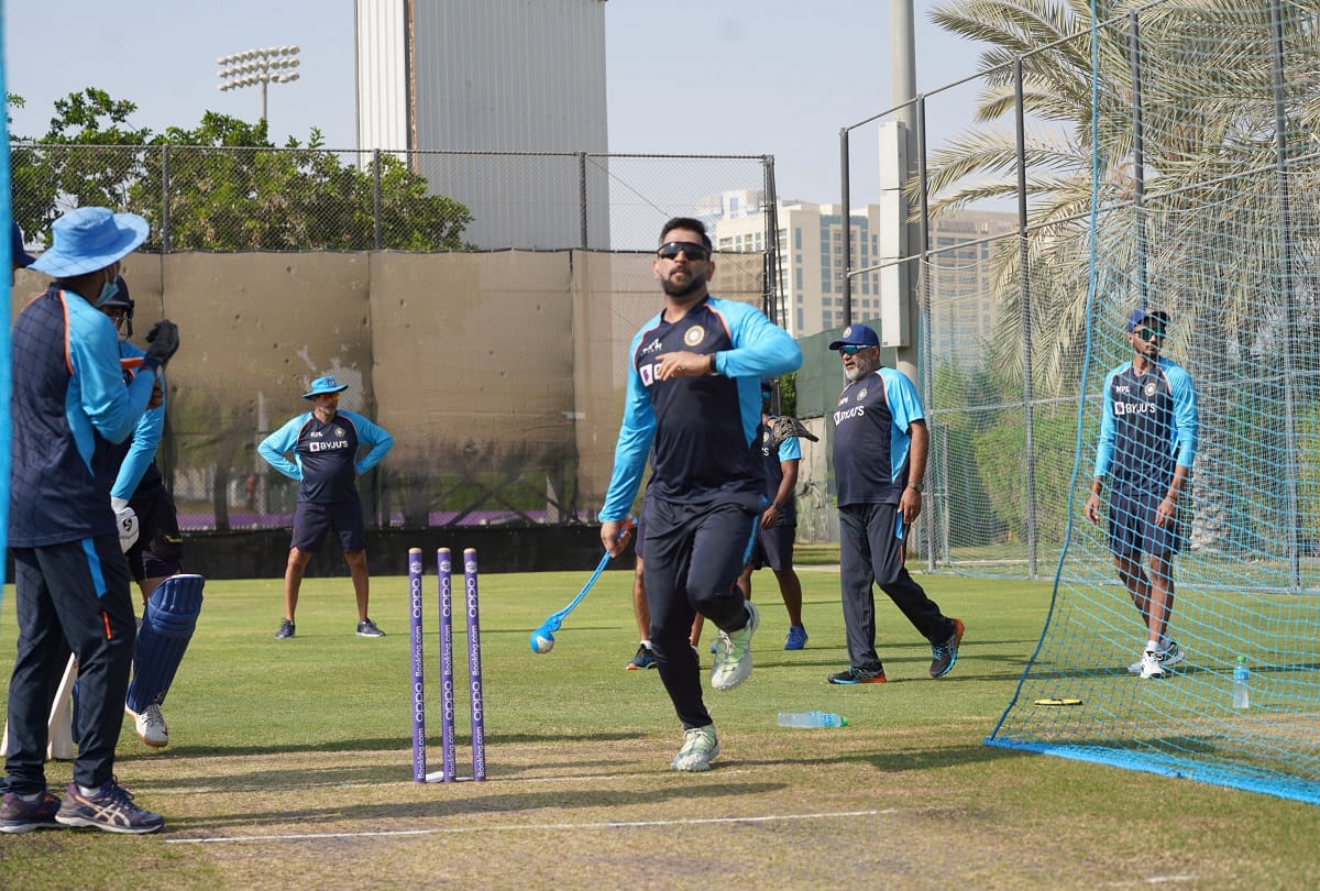 T20 World Cup 2021 In this way Team India mentor MS Dhoni is preparing the batter in the World Cup BCCI shared photos