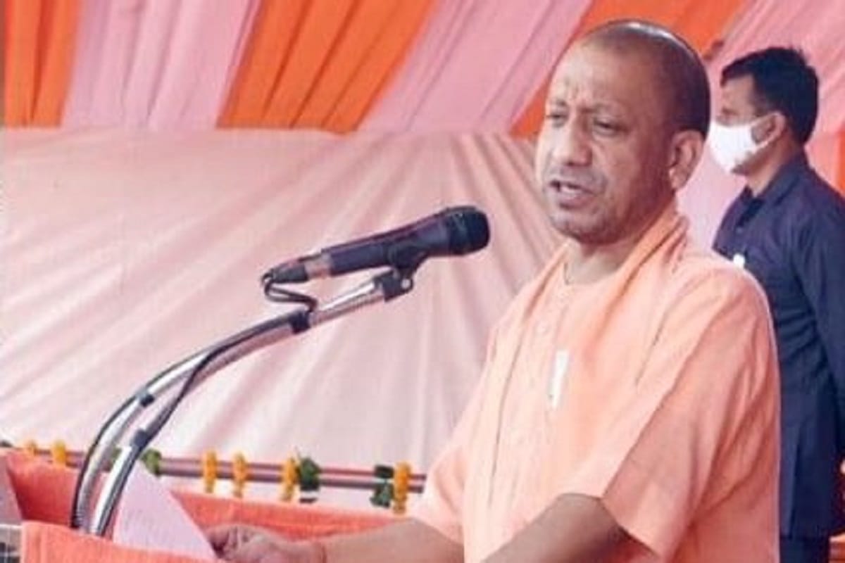 CM Yogi adityanath in Bhadohi said Bulldozers are ready for those who destroy public property